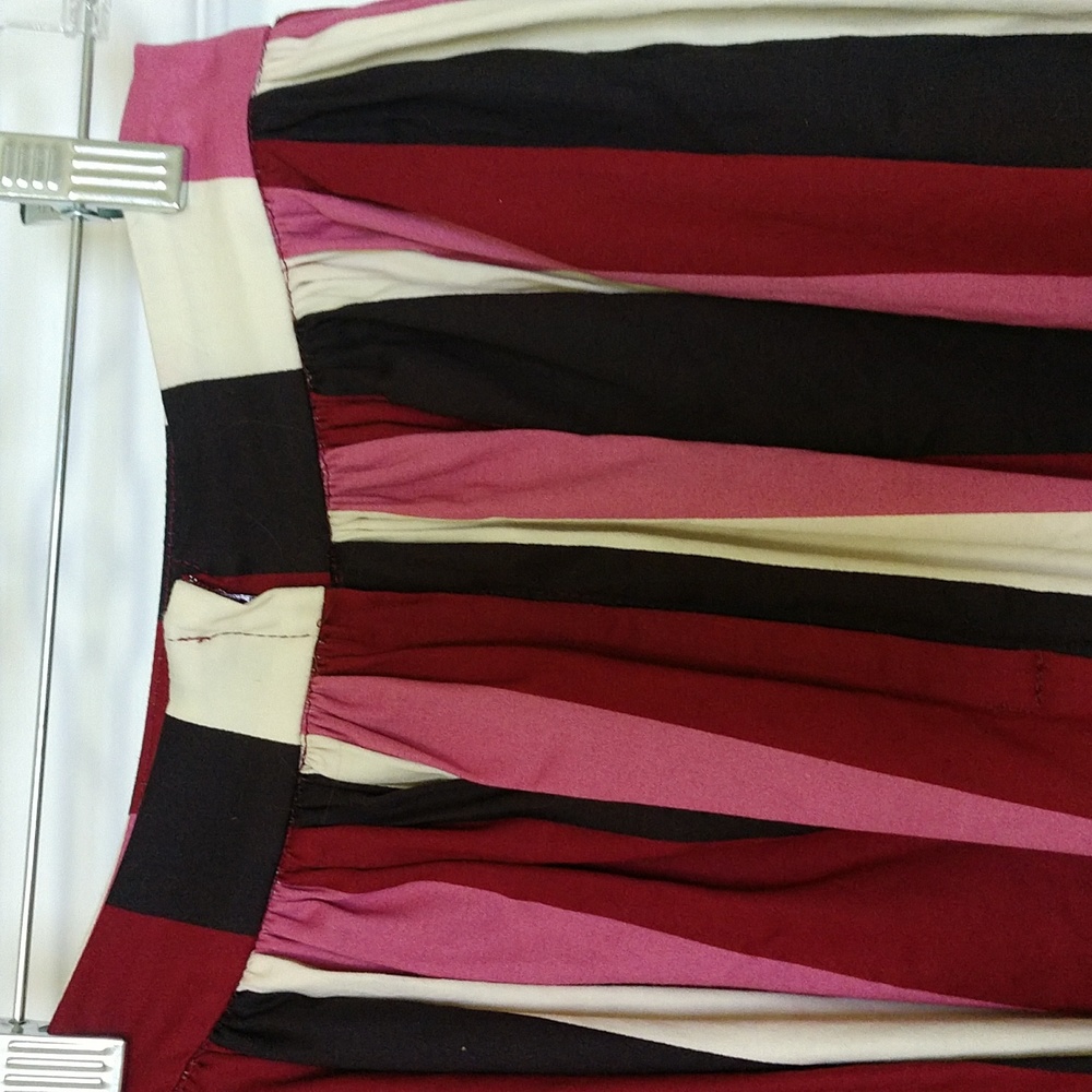 Modcloth x Collectif Swing Skirt Pink Valentine's 1950s Style - Picture 5 of 6